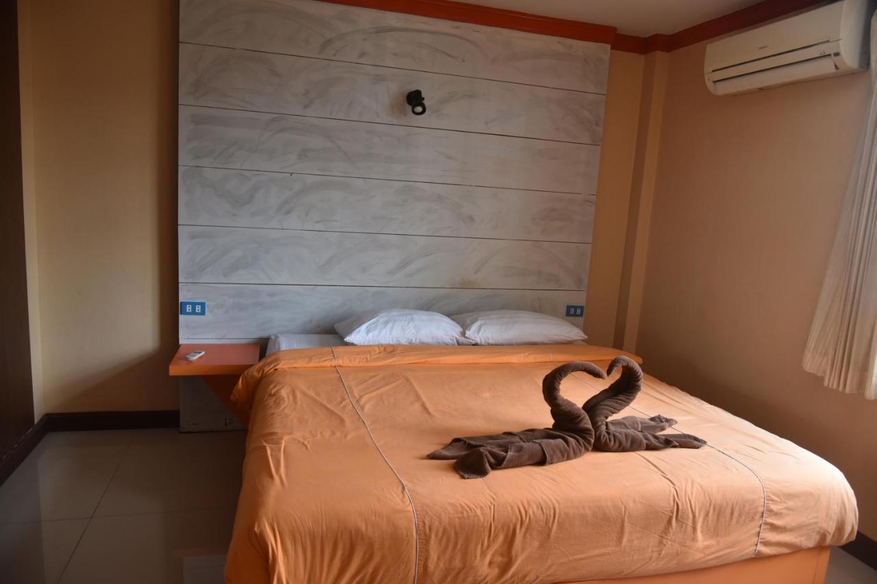 The Palm Delight Lodge Jomtien Exterior foto