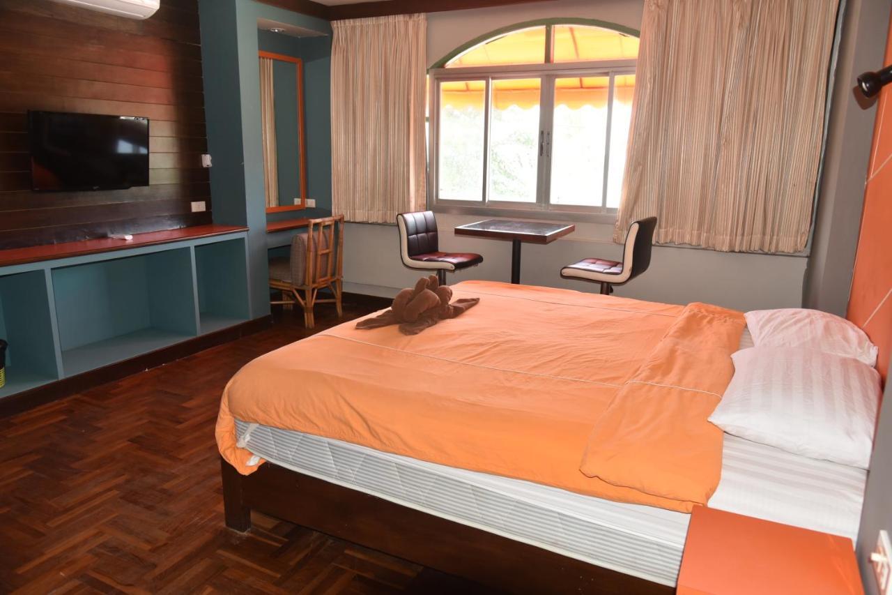 The Palm Delight Lodge Jomtien Exterior foto